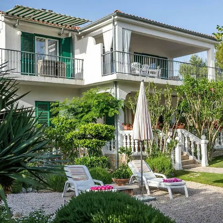 Spacious In Jadrija With Terrace Daire Šibenik