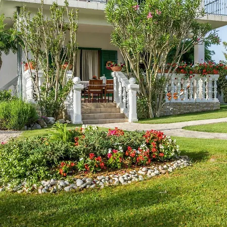 Spacious In Jadrija With Terrace Šibenik