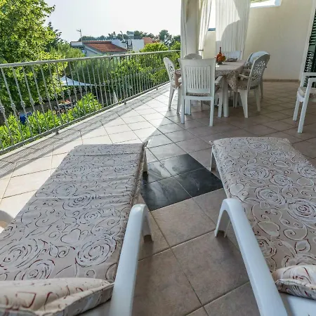 Daire Spacious In Jadrija With Terrace Šibenik